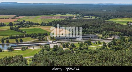 Luftaufnahme zur Schleuse Eckersmühlen am Main-Donau-Kanal bei Hilpolsttein Stockfoto