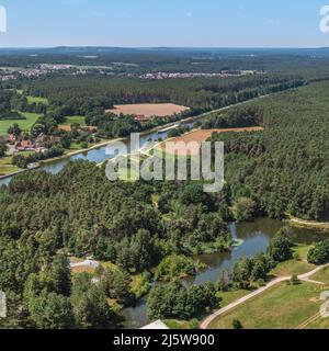 Luftaufnahme zur Schleuse Eckersmühlen am Main-Donau-Kanal bei Hilpolsttein Stockfoto