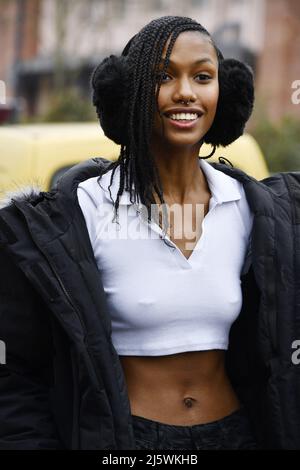 Model Eden Joi - Streetstyle auf der Pariser Fashion Week - Coperni Fashion Show - Saint-Denis - Frankreich Stockfoto