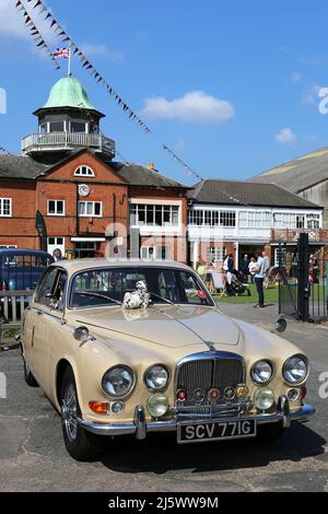 Jaguar 420 (1968), British Marques Day, 24. April 2022, Brooklands Museum, Weybridge, Surrey, England, Großbritannien, Großbritannien, Europa Stockfoto