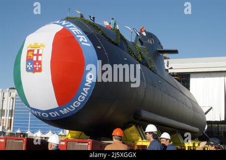 Start des U-Bootes Scirè für die italienische Marine auf den Fincantieri-Werften von Muggiano (La Spezia) Stockfoto