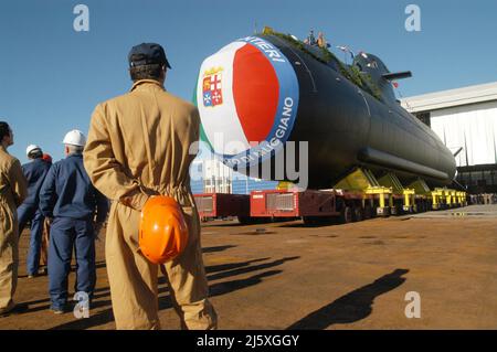 Start des U-Bootes Scirè für die italienische Marine auf den Fincantieri-Werften von Muggiano (La Spezia) Stockfoto