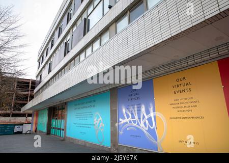 Der geschlossene John Lewis Store im Stadtzentrum von Sheffield. Stockfoto