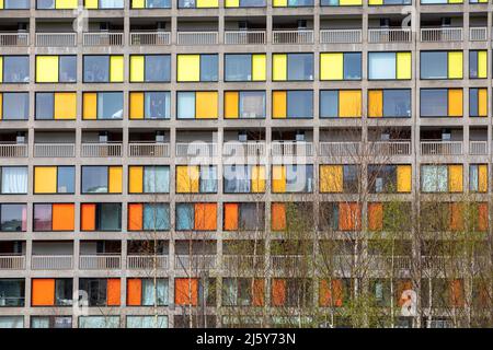 Hyde Park Flats, von denen einige noch renoviert werden, Sheffield. Stockfoto