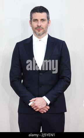 Foto muss gutgeschrieben werden ©Alpha Press 085001 25/04/2022 Rob James Collier Downton Abbey Eine Weltpremiere der Neuen Ära in London Stockfoto