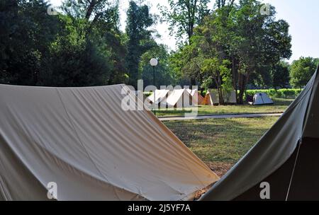 Kundentreffen im Espace Jean Paul 2 auf der Domaine de la Castille in Solliès-Ville Stockfoto