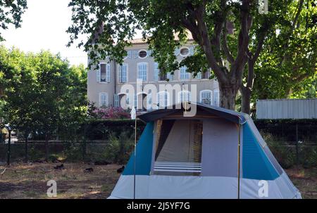 Kundentreffen im Espace Jean Paul 2 auf der Domaine de la Castille in Solliès-Ville Stockfoto