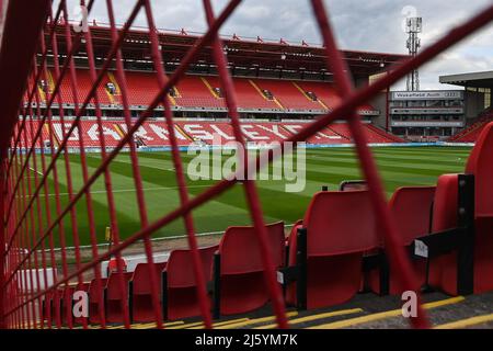 Gesamtansicht des Oakwell Stadium, Heimstadion von Barnsley Stockfoto