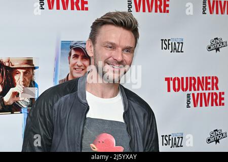Frankreich. 25. April 2022. Jeanfi Janssens bei der Vorschau des Dokumentarfilms über Claude Lelouch: Tourner pour vivre, am 25. April 2022 im Kino des Cineastes in Paris, Frankreich. (Foto: Lionel Urman/Sipa USA) Quelle: SIPA USA/Alamy Live News Stockfoto