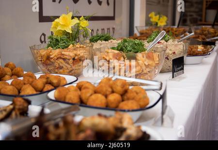 Buffet Catering Essen für Geburtstag oder Hochzeitsempfangsfeier Stockfoto