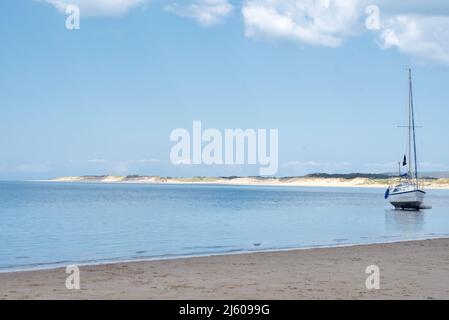 Yacht Segelboot in Appledore Coastline Liegeplatz Stockfoto