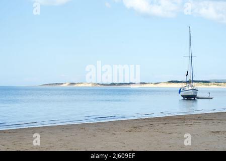 Yacht Segelboot in Appledore Coastline Liegeplatz Stockfoto