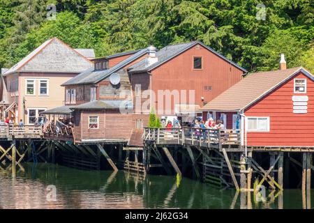 Touristenläden Und Promenade Auf Stelts Creek Street Ketchikan Alaska Ketchikan Creek Alaska Gebaut Stockfoto