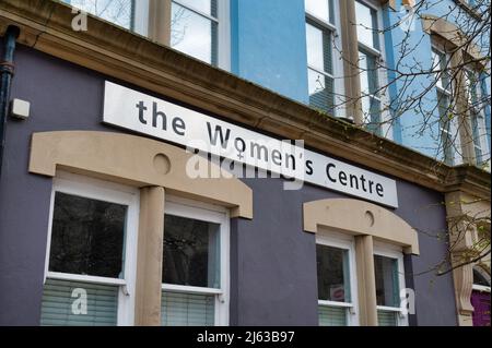 Derry, Großbritannien, 13. April 2022: Das Frauenzentrum in Derry, Nordirland Stockfoto