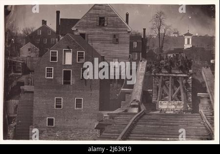 Ende der Brücke nach Burnside's Angriff, Fredericksburg, Virginia 1863 Andrew Joseph Russell. Stockfoto