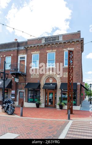 GREER, SC, USA 24. APRIL 2022: Countybank, eine lokale Bank in Greenville County. Fassade. Stockfoto