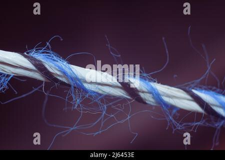 Nahaufnahme des Seilgarns mit Haaren. Stockfoto
