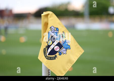 Sutton, UK 26. April 2022 : Sutton United FC Eckflagge während der EFL League zwei Spiel zwischen Sutton United und Crawley Town im Sutton Football Club. Quelle: James Boardman/Alamy Live News Stockfoto