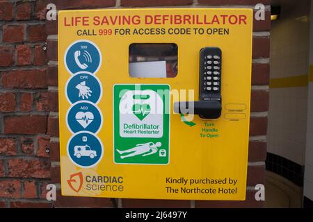 HeartSine Samaritan PAD 360p Defibrillator in Portsmouth Stockfoto