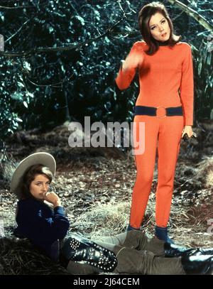 DIANA RIGG, THE AVENGERS, 1967 Stockfotografie - Alamy