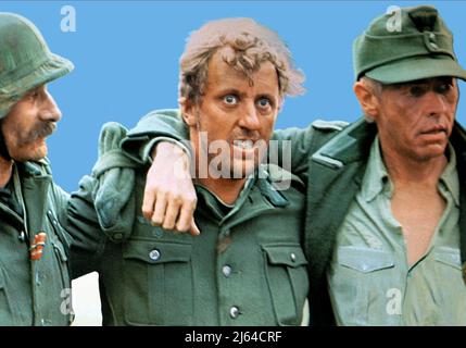 VADIM GLOWNA, JAMES COBURN, EISENKREUZ, 1977 Stockfoto