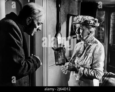 ALEC GUINNESS, KATIE JOHNSON, THE LADYCILLERS, 1955 Stockfoto
