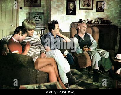 STUBBS, BOOTH, NICHOLS, MITCHELL, TILL DEATH US DO PART, 1965 Stockfoto