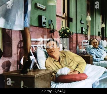 KENNETH CONNOR, KRANKENSCHWESTER, 1959 Stockfoto