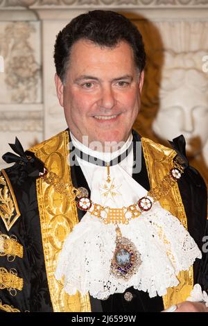 27. April 2022, London, Großbritannien. Foto von Ray Tang Vincent Keaveny, Oberbürgermeister der Stadt London 693., posiert für Fotos beim jährlichen City of London Osterbankett im Mansion House. Stockfoto