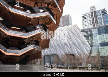 Schiff und der Schuppen bei Hudson Yards, Manhattan, New York, USA Stockfoto