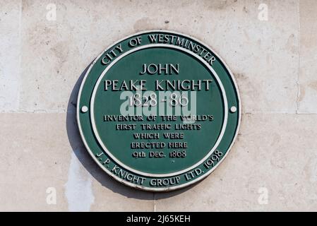 Die erste Ampel der Welt, Gedenktafel. Denkmal der Stadt Westminster für John Peake Knight, Erfinder der vor Ort errichteten Ampel Stockfoto