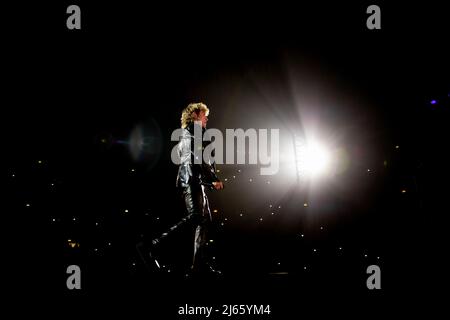 26. April 2022, Rom, Italien: Filippo Maria Fanti in der Kunst Irama junger italienischer Singer-Songwriter, in einem Konzert in Rom (Foto: © Stefano Cappa/Pacific Press via ZUMA Press Wire) Stockfoto