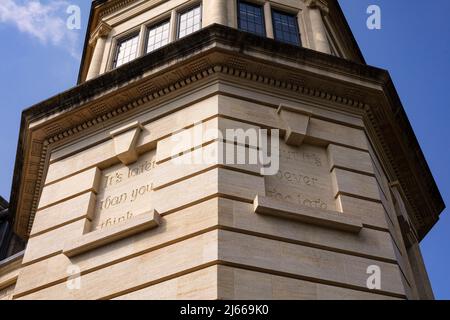Der Siew-Sngiem Clock Tower, Harris Manchester College, Oxford, Großbritannien; erbaut 2014 von Yiangou Architects Stockfoto