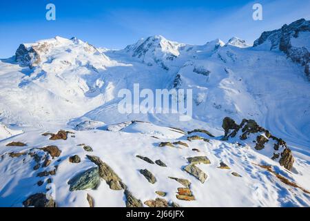 Monte Rosa, 4633 m, Dufourspitze -4634m, Liskamm, 4527m, Wallis, Schweiz Stockfoto