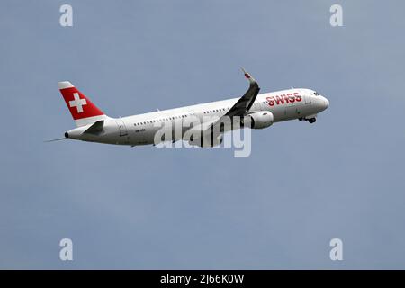 Flugzeug Swiss, Airbus A321-200, HB-ION, Zürich Kloten, Schweiz Stockfoto