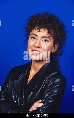 Maria Ketikidou, deutsche griechische Schauspielerin, bei einem Studiofotoshooting, Deutschland um 1994. Stockfoto