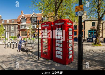 Telefonzellen im Stadtzentrum von Norwich, Norfolk, England. Stockfoto