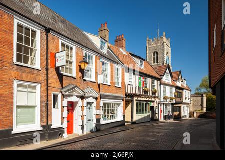 Frühlingsnachmittag auf der Princes Street in Norwich, Norfolk, England. Stockfoto