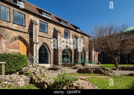 Frühlingsnachmittag im Norwich Technical Institute, Norfolk, England. Stockfoto