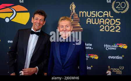 Rotterdam, Niederlande. 28. April 2022. 2022-04-28 16:36:05 ROTTERDAM - Hans Cornelissen vor der 20. Ausgabe der Musical Awards Gala in Rotterdam Ahoy. Während der Veranstaltung wurden die wichtigsten niederländischen Musikpreise verliehen. ANP KIPPA LEVIN DEN BOER netherlands Out - belgium Out Credit: ANP/Alamy Live News Stockfoto