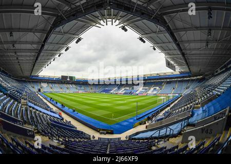 LEICESTER, GROSSBRITANNIEN. APR 28. Gesamtansicht des King Power Stadions, Heimstadion von Leicester City während des UEFA Europa Conference League Halbfinales 1. zwischen Leicester City und AS Roma am Donnerstag, dem 28.. April 2022, im King Power Stadium, Leicester. (Kredit: Jon Hobley | MI News) Kredit: MI Nachrichten & Sport /Alamy Live News Stockfoto