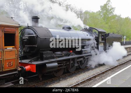 NYR (North Yorkshire Railway) Dampfzug im Bahnhof Grosmont. Stockfoto