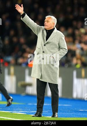 Der Roma-Manager Jose Mourino steht während des Halbfinales der UEFA Europa Conference League im ersten Beinspiel im King Power Stadium, Leicester, auf der Touchline. Bilddatum: Donnerstag, 28. April 2022. Stockfoto