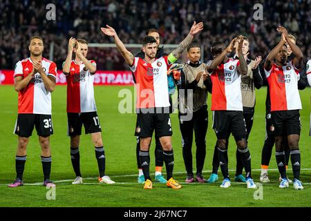Rotterdam, Niederlande. 28. April 2022. Rotterdam - während des Spiels zwischen Feyenoord und Olympique Marseille im Stadion Feijenoord De Kuip am 28. April 2022 in Rotterdam, Niederlande. (Box to Box Pictures/Yannick Verhoeven) Credit: Box to Box pictures/Alamy Live News Stockfoto