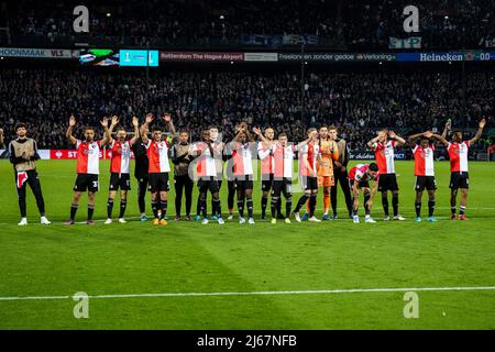 Rotterdam, Niederlande. 28. April 2022. Rotterdam - während des Spiels zwischen Feyenoord und Olympique Marseille im Stadion Feijenoord De Kuip am 28. April 2022 in Rotterdam, Niederlande. (Box to Box Pictures/Yannick Verhoeven) Credit: Box to Box pictures/Alamy Live News Stockfoto