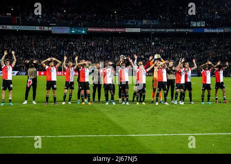 Rotterdam, Niederlande. 28. April 2022. Rotterdam - während des Spiels zwischen Feyenoord und Olympique Marseille im Stadion Feijenoord De Kuip am 28. April 2022 in Rotterdam, Niederlande. (Box to Box Pictures/Yannick Verhoeven) Credit: Box to Box pictures/Alamy Live News Stockfoto