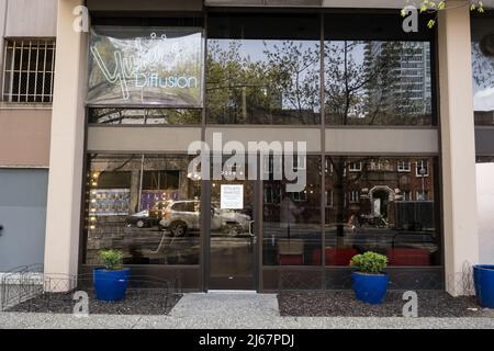 Seattle, USA. 28. April 2022. Yuki's Diffusion Salons am 4. Ave in Belltown. Stockfoto