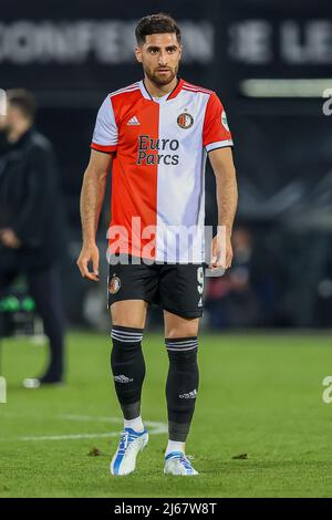 Rotterdam, Niederlande. 28. April 2022. ROTTERDAM, NIEDERLANDE - 28. APRIL: Alireza Jahanbakhsh von Feyenoord während des UEFA Europa Conference League-Spiels zwischen Feyenoord und Olympique Marseille in de Kuip am 28. April 2022 in Rotterdam, Niederlande (Foto von Herman Dingler/Orange Picics) Credit: Orange Pics BV/Alamy Live News Stockfoto