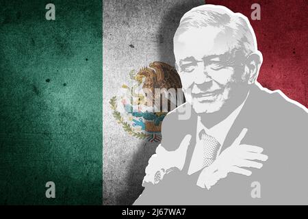 Andrés Manuel López Obrador (AMLO) und Flagge Mexikos Stockfoto