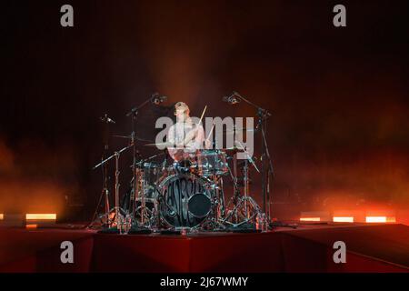 Verona, Italien, 28.. april 2022 die italienische Band Maneskin spielt live in der Arena di Verona Credit: Tiziano Ballabio Credit: Tiziano Ballabio/Alamy Live News Stockfoto